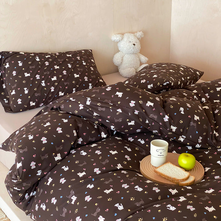 Children's cotton bedding set with cute dog all-over pattern and fine percale quality
