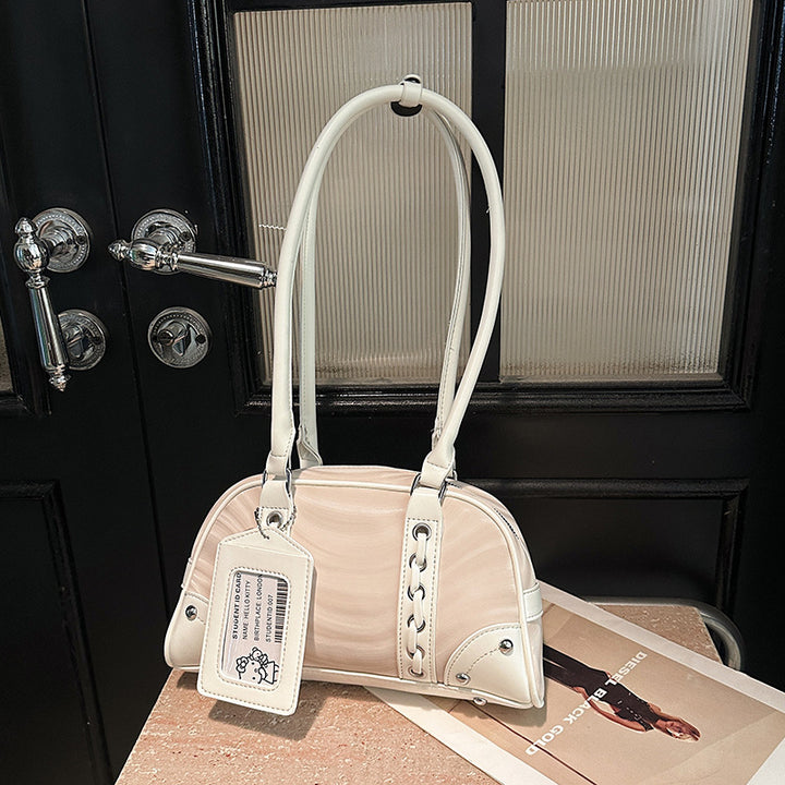 Vintage-Inspired Quilted Handbag