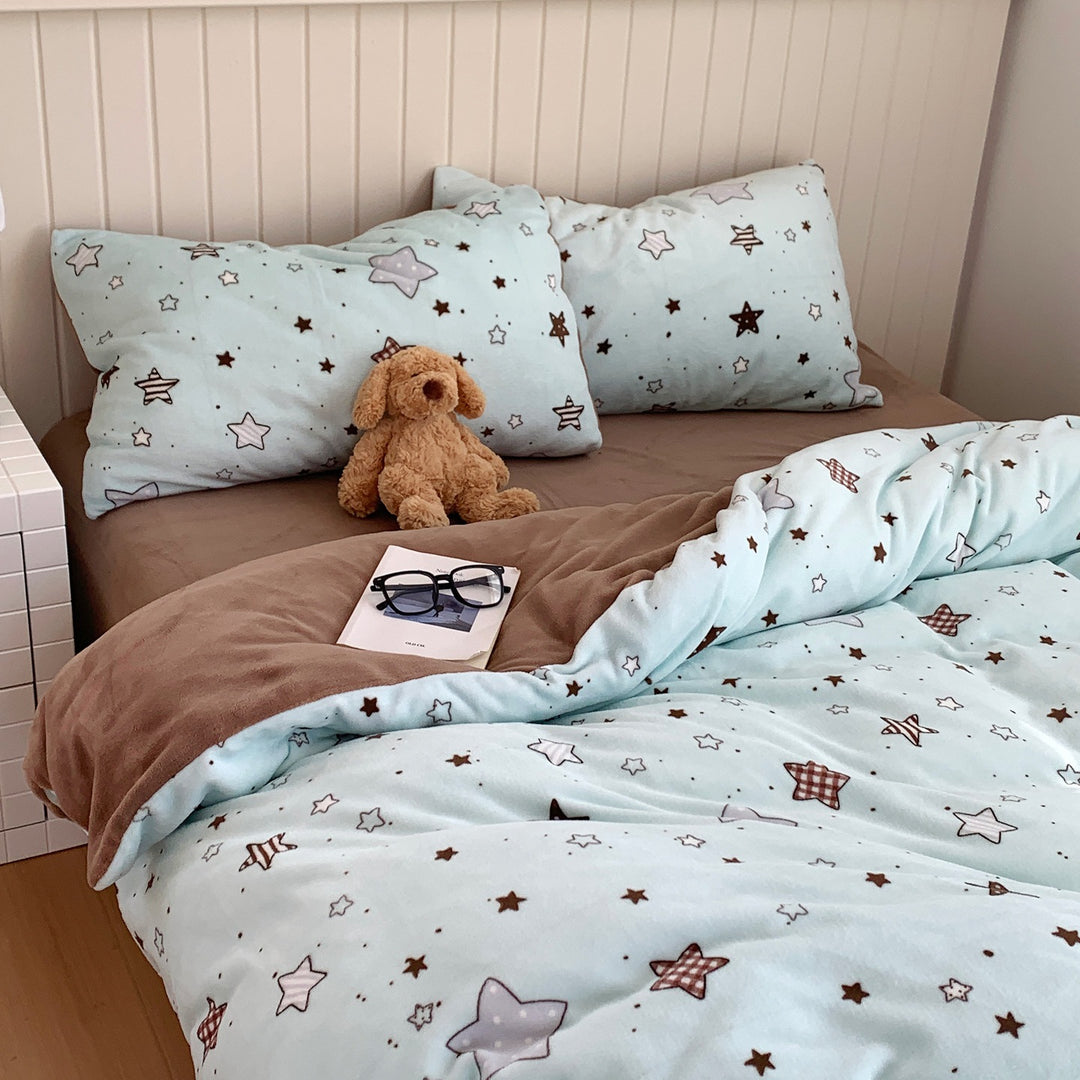 Plush Cartoon-Print Reversible Fleece Comforter with Oversized Loft