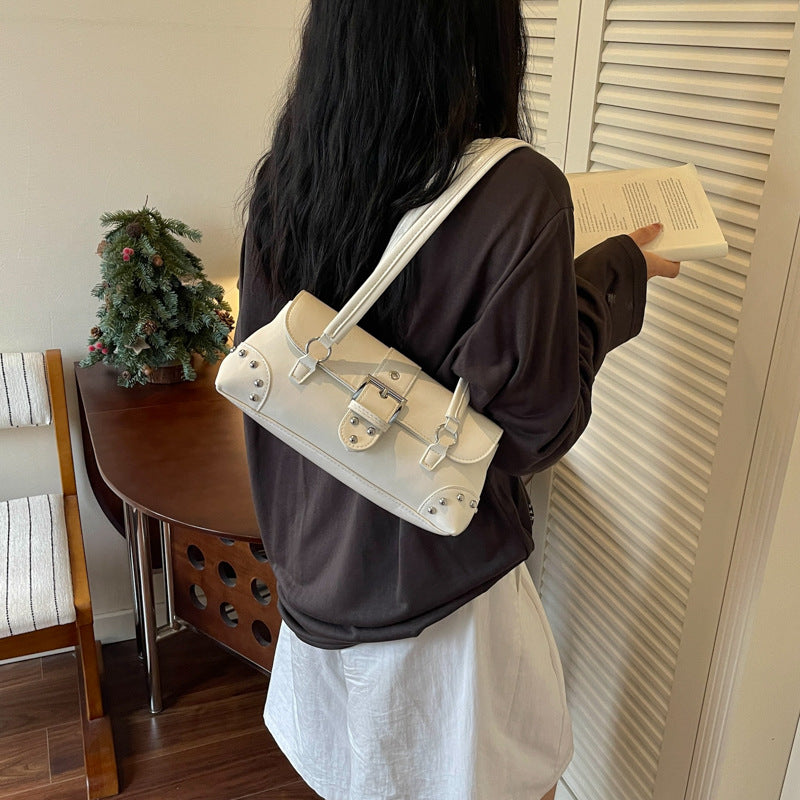 Elegant Buckle Detail Handbag