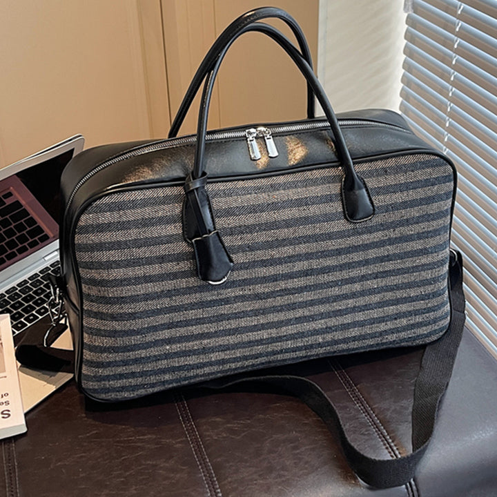 Elegant and Spacious Travel Bag Made of Faux Leather Stornfield