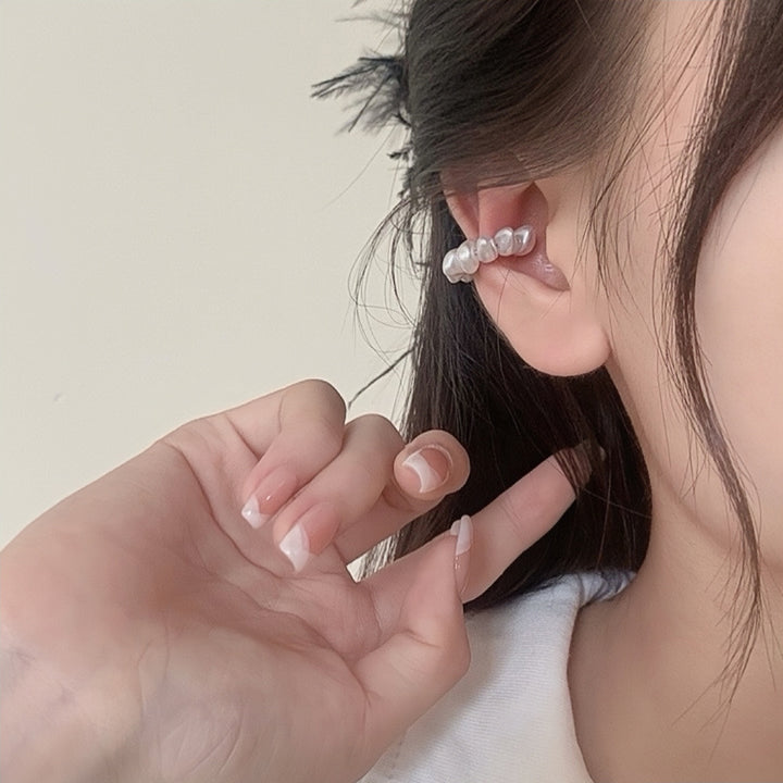 Noble earrings with pearl design Stornfield