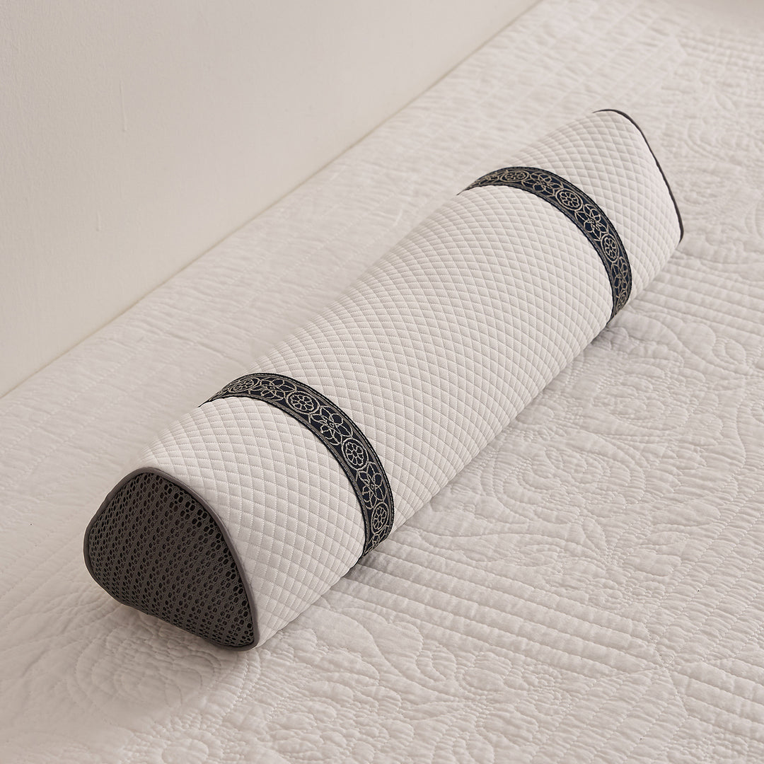 Ergonomic Neck Support Roll with Unique Support Structure Stornfield