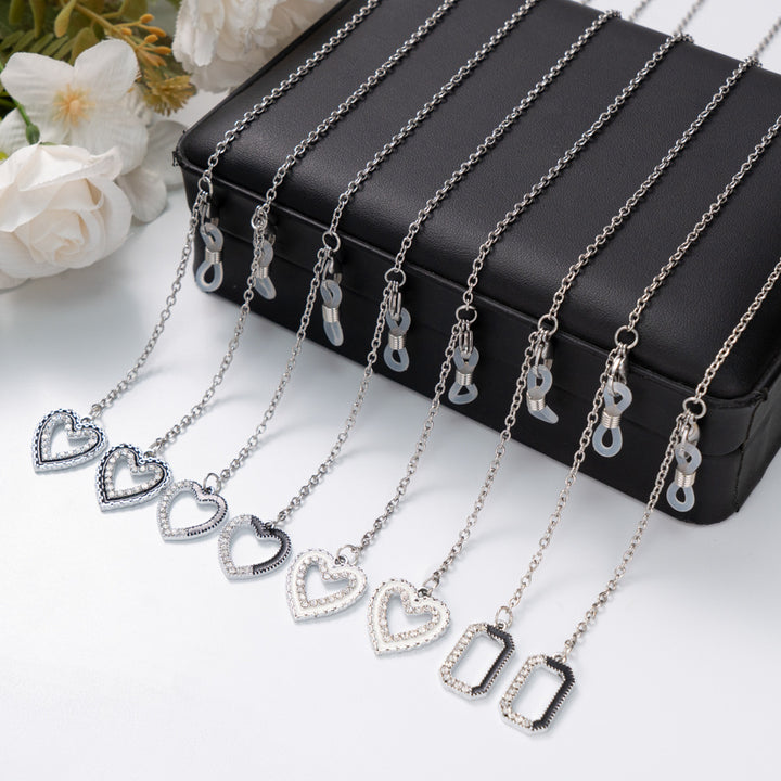 Stylish Chain Eyewear Holder Stornfield