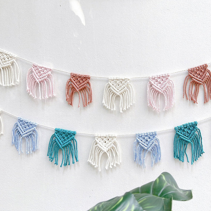 Macrame Wall Decoration with Intricate Fringe Stornfield