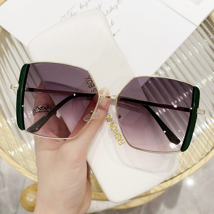 Women's Geometric Sunglasses with Luxurious Metal Frame Stornfield