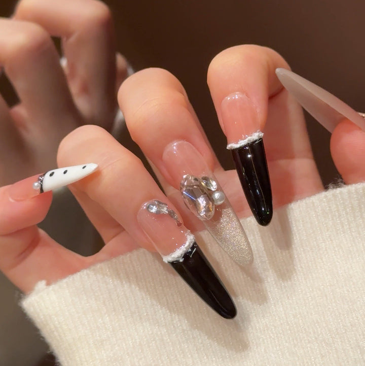 Stylish Pointed Tip Press-On Nail Art Stornfield