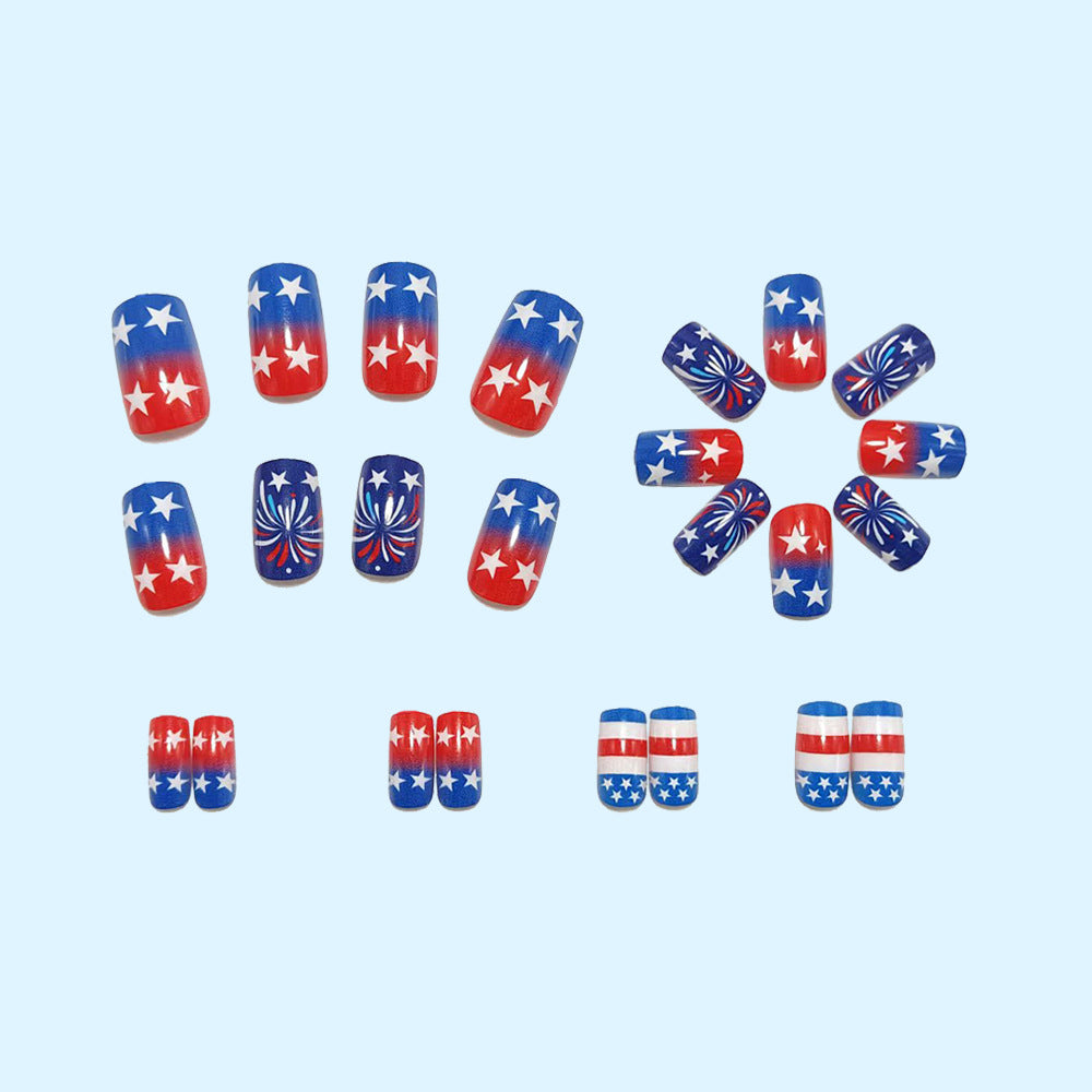 Artificial nails in patriotic star and stripe design Stornfield