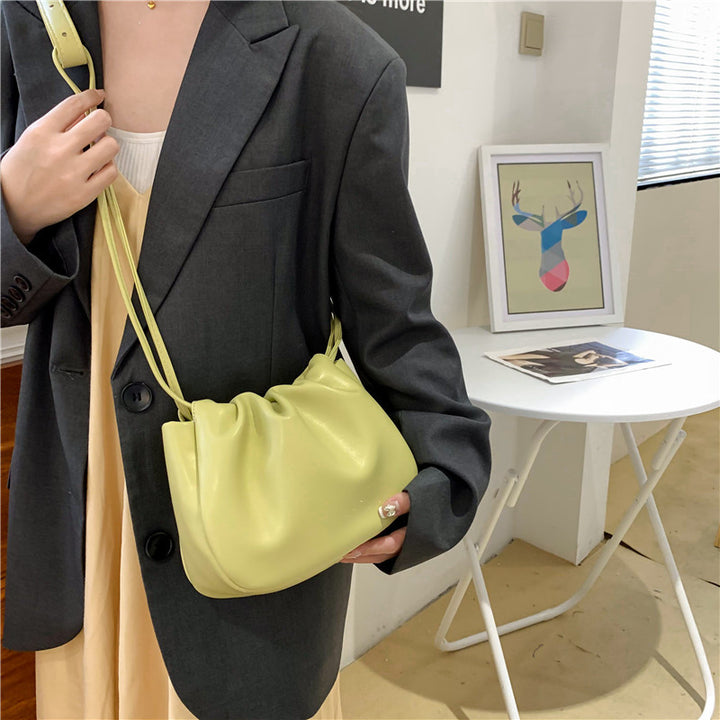 Chic Pleated Handheld Bag Stornfield
