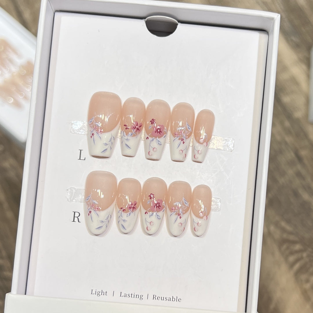 Floral Design Stiletto Press-On Nails Stornfield