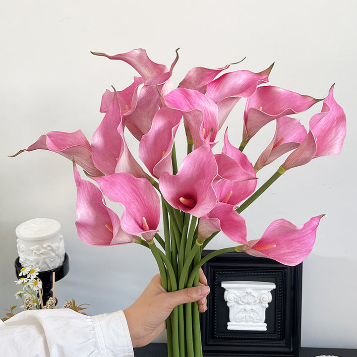 Elegant Calla Lily Bouquet