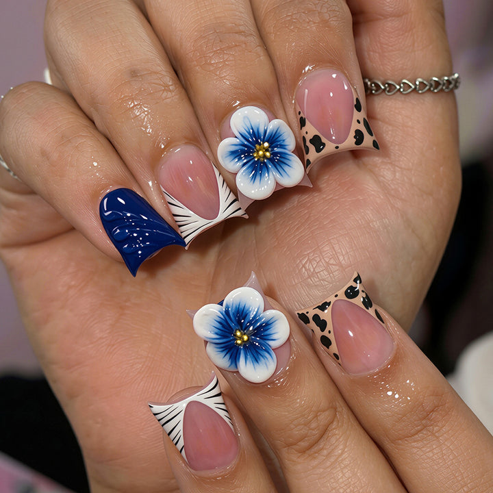 Floral Accented Nail Art Set Stornfield