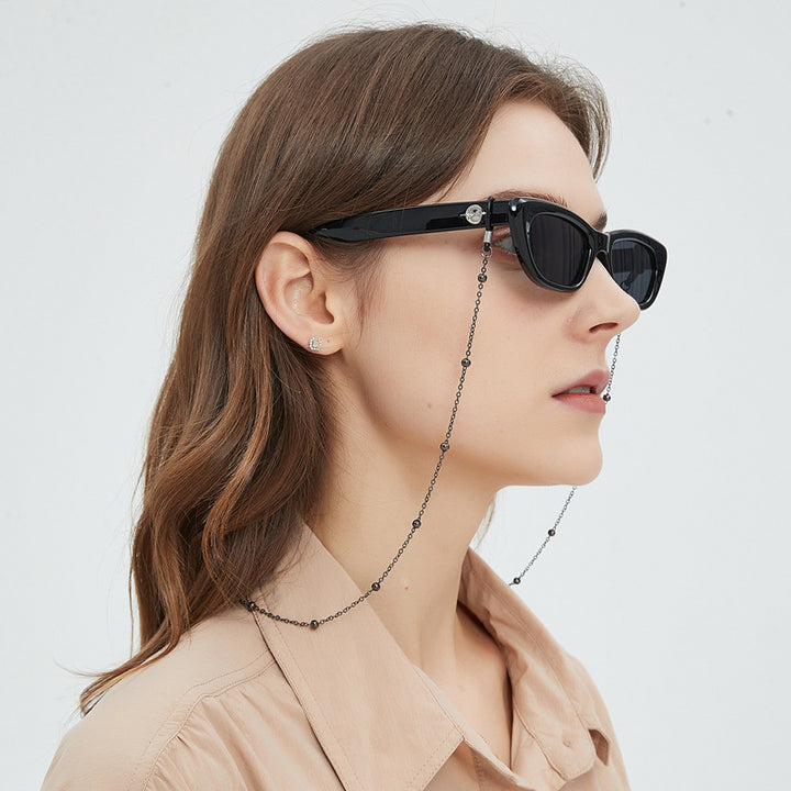 Stylish Chain Eyewear Holder Stornfield
