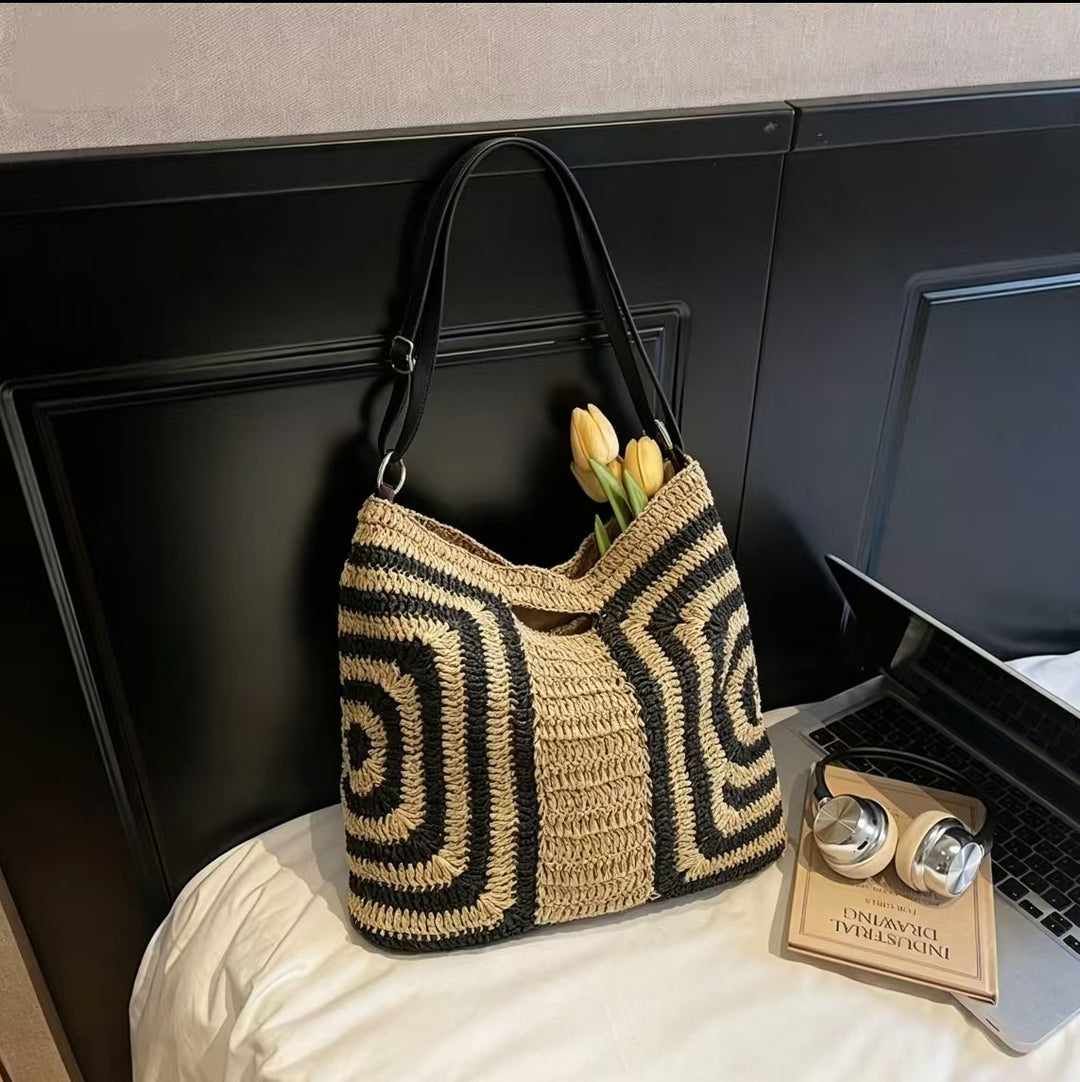 Handbag with Modern Geometric Design Stornfield