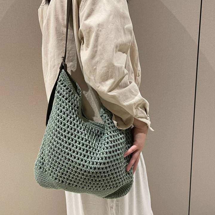 Hand-knotted strap bag Stornfield