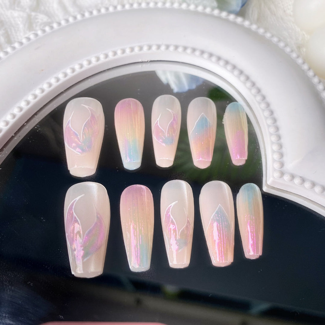 Iridescent Floral Design Press-On Nail Set