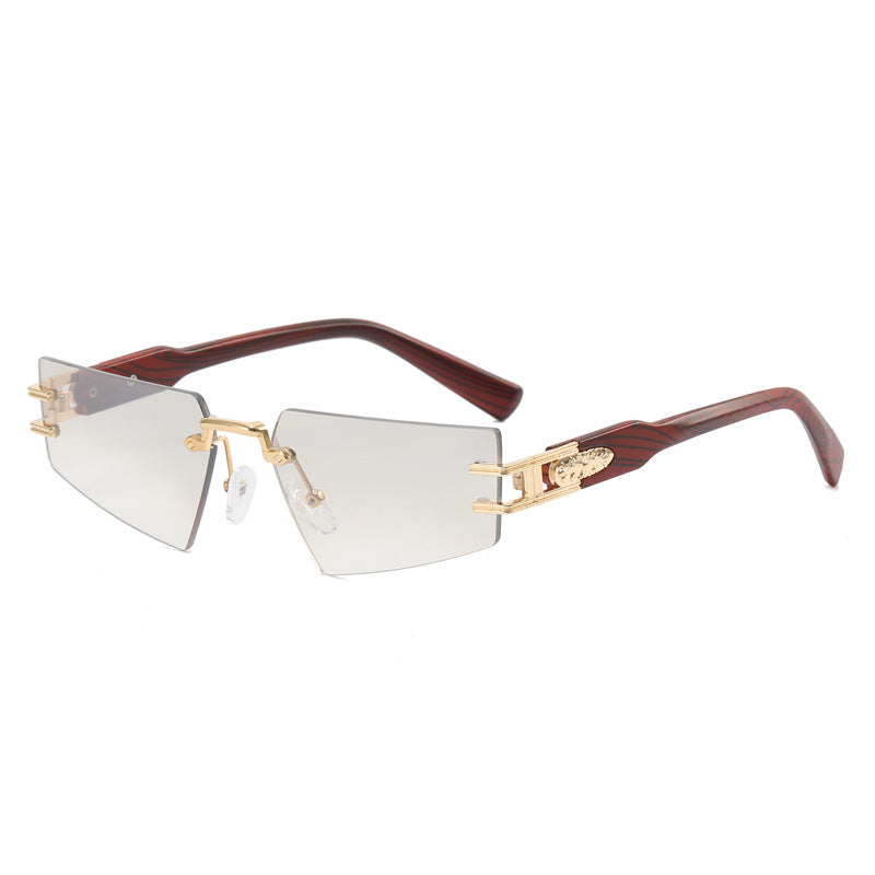 Women's fashionable sunglasses with elegant square frame construction and luxurious details Stornfield