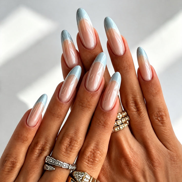 Artificial nails with transparent and modern French tips Stornfield