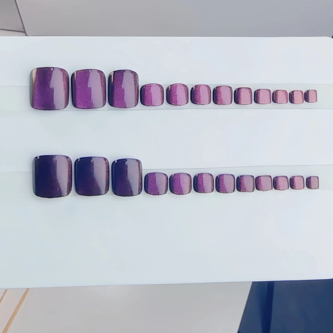 Iridescent Press-On Nail Collection Stornfield