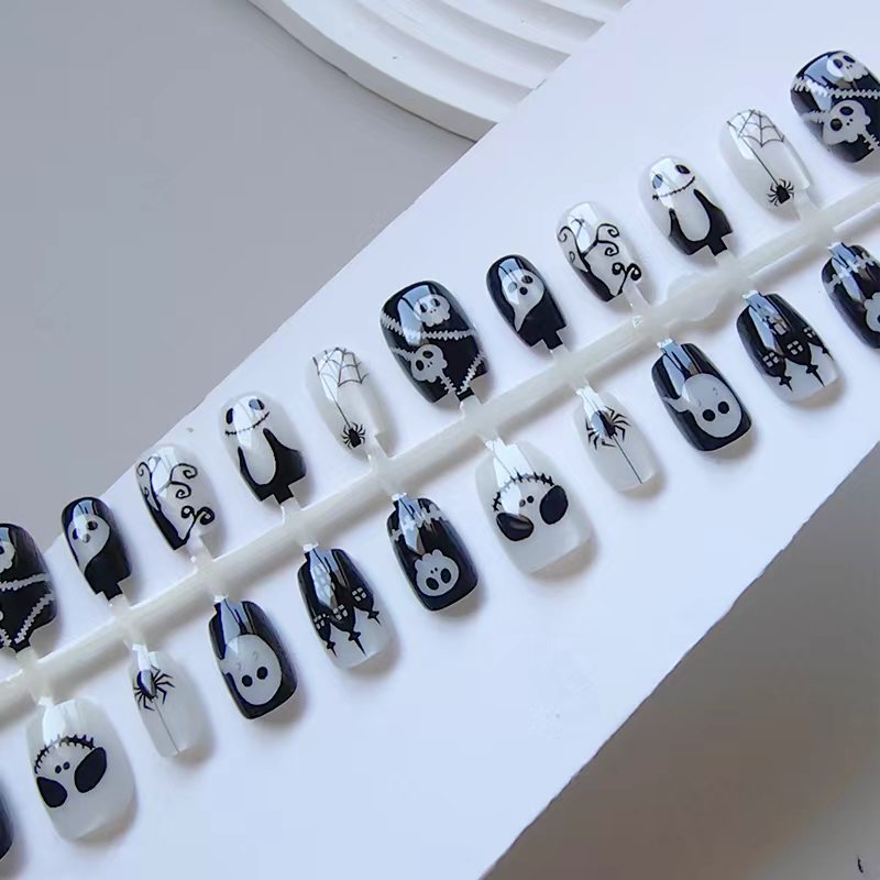 Artificial nails with Halloween motif Stornfield