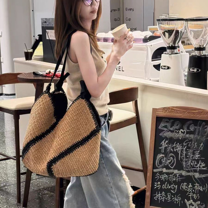 Trendy and Handmade Tote Bag Made from Natural Material Stornfield