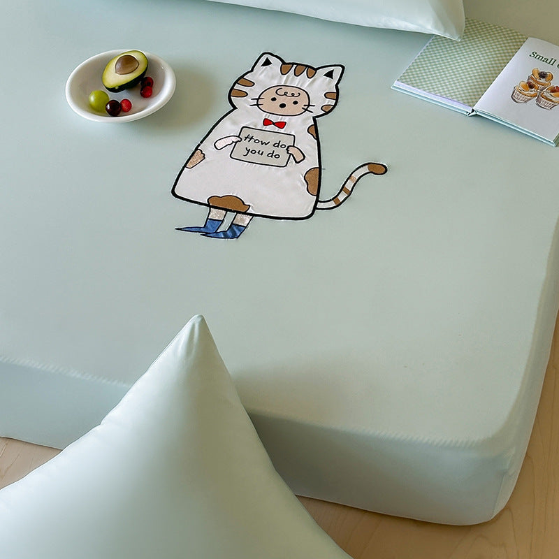Fitted sheet with cute cat print and elastic all-around rubber