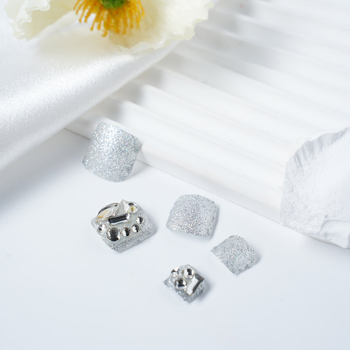 Glittering Press-On Nail Art Set Stornfield