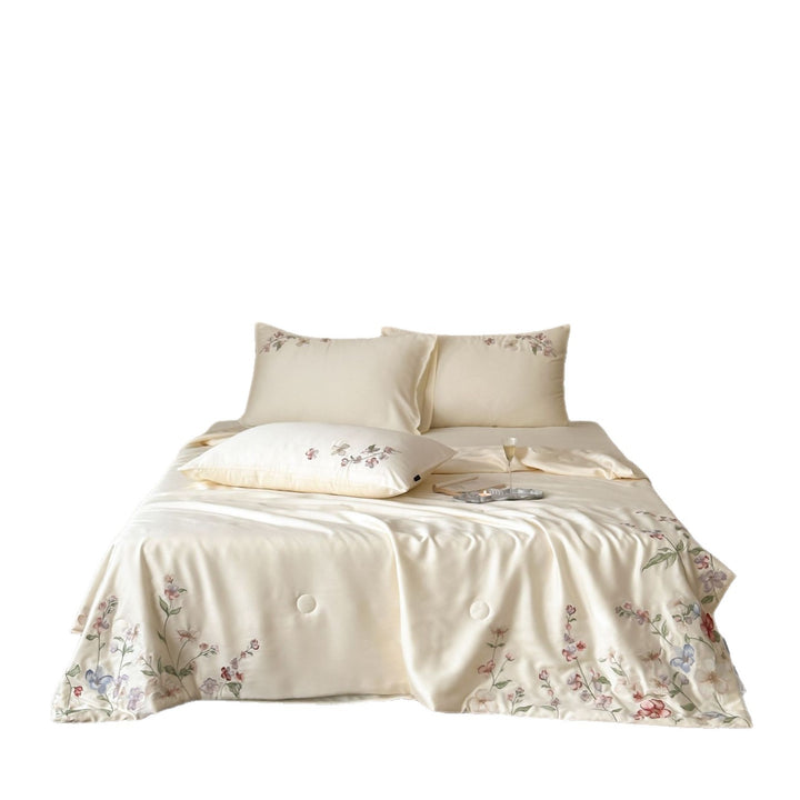 Luxurious bed linen set made of cotton satin with tonal floral embroidery and hotel closure