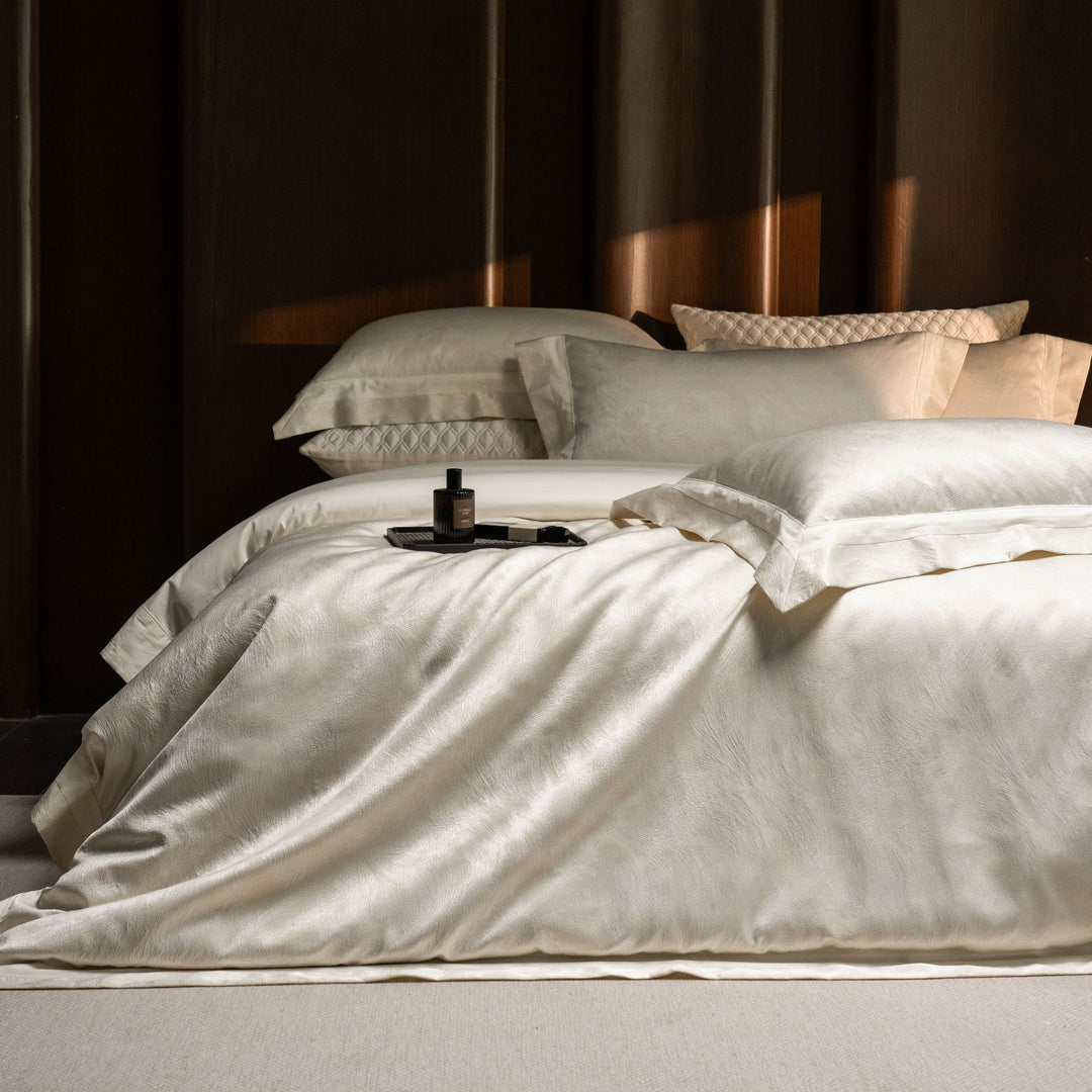 Hotel-Weight Stonewashed Textured Duvet Cover Bedding Ensemble with Oxford Pillowcases