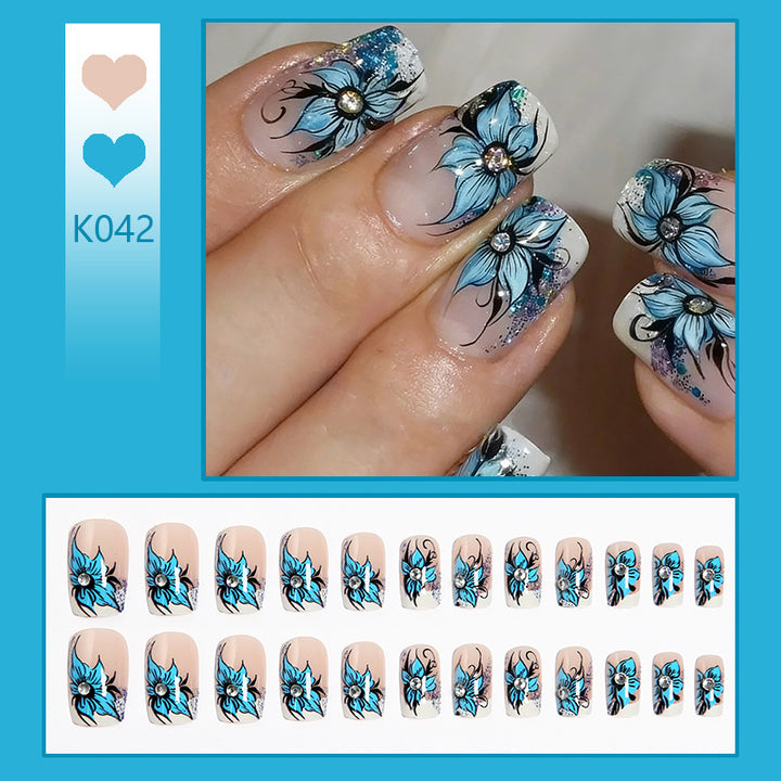 Artificial nails with floral details Stornfield