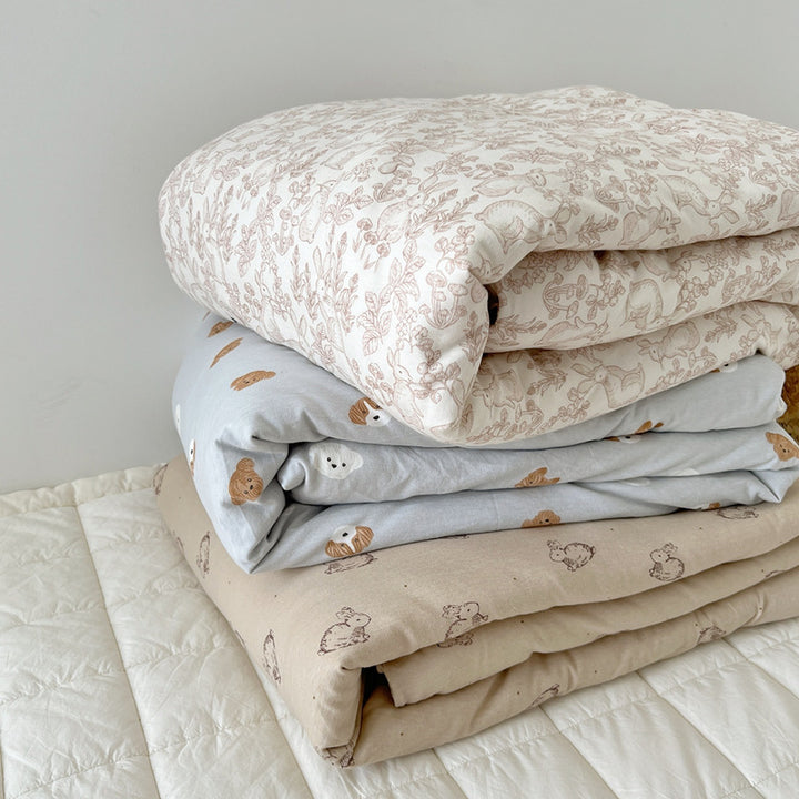 Unisex cotton pillowcase with cheerful bear design Stornfield