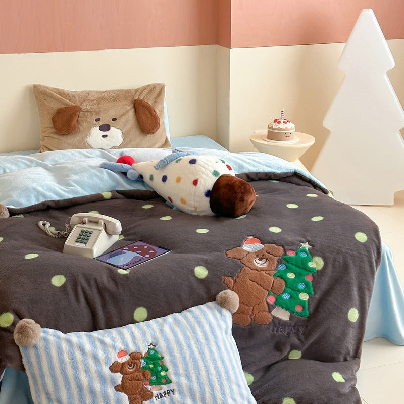 Plush Cartoon Cat Duvet Comforter Set with Polka Dot Fleece & Pom-Pom Decorative Pillows