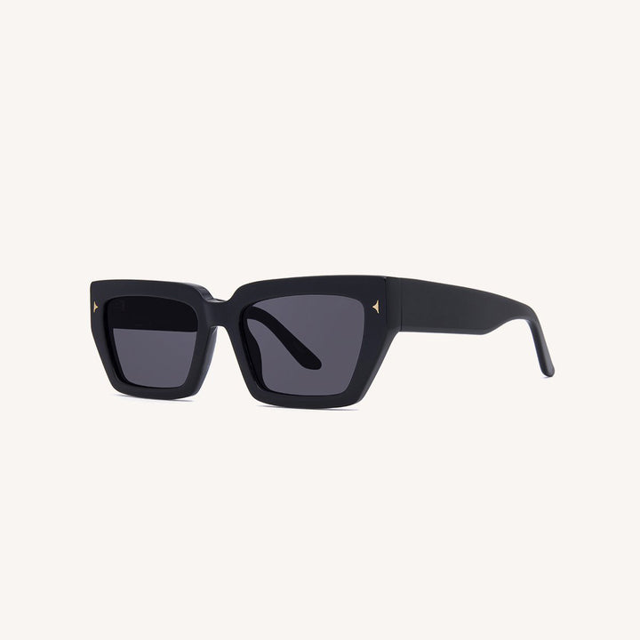 Ladies fashionable sunglasses in trendy, elegant design Stornfield