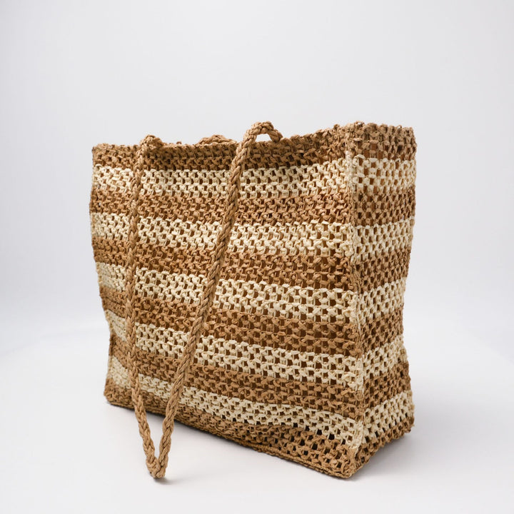 Spacious straw tote bag with modern structural design Stornfield