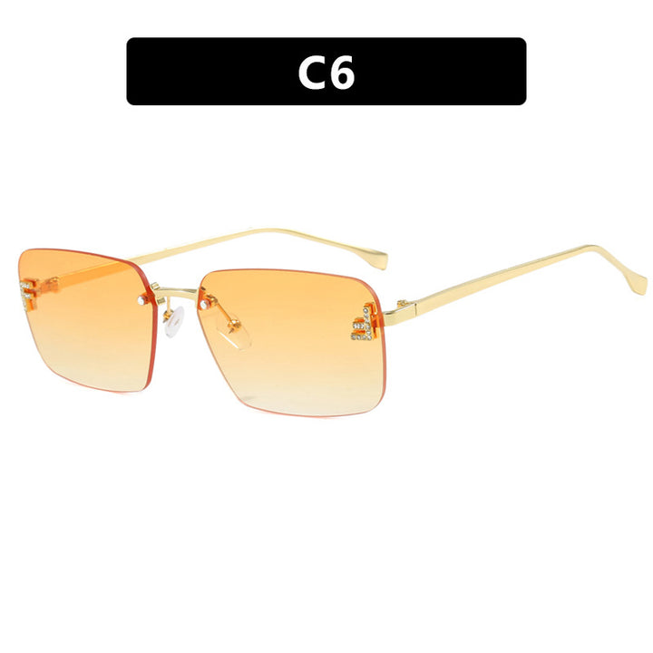 Ladies square sunglasses with elegant golden frame and stylish lenses Stornfield