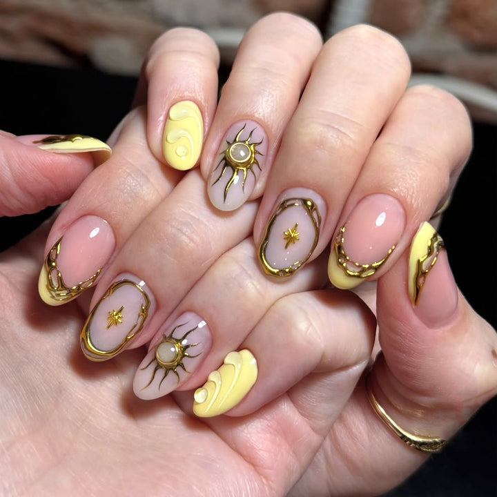 Elegant and Stylish Nail Set Stornfield