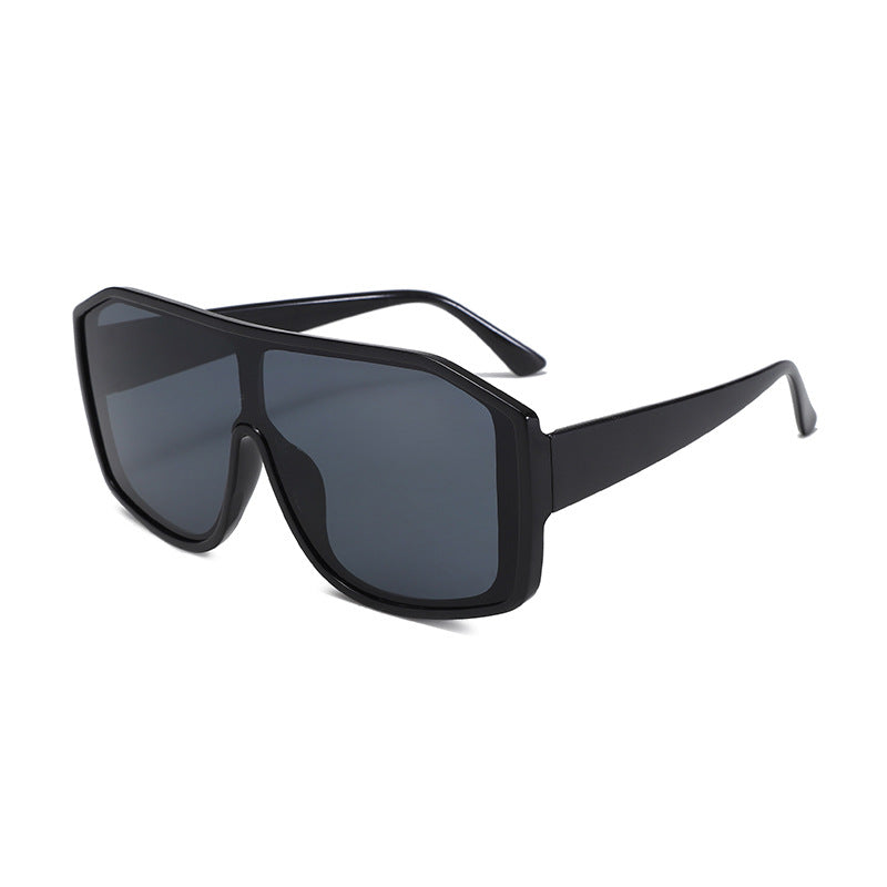 Ladies Fashion Oversized Sunglasses in Futuristic Design Stornfield