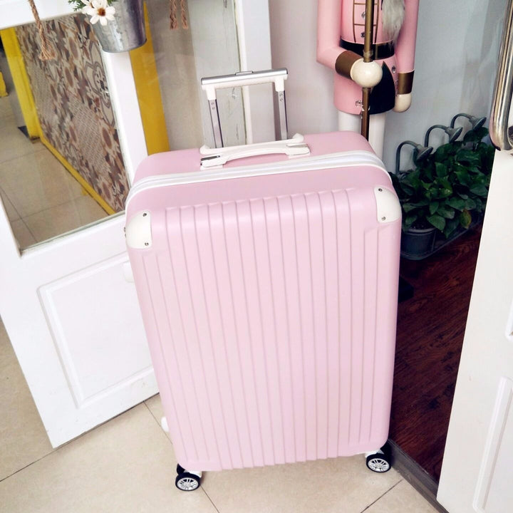 Hard-shell suitcase with quiet 360-degree wheels Stornfield