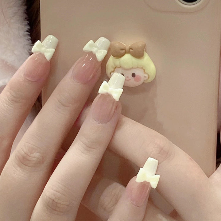 Stylish heart and ombre design artificial nails Stornfield