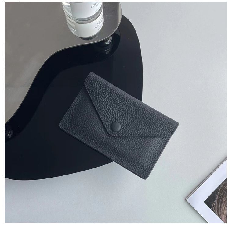Textured Leather Card Holder Stornfield