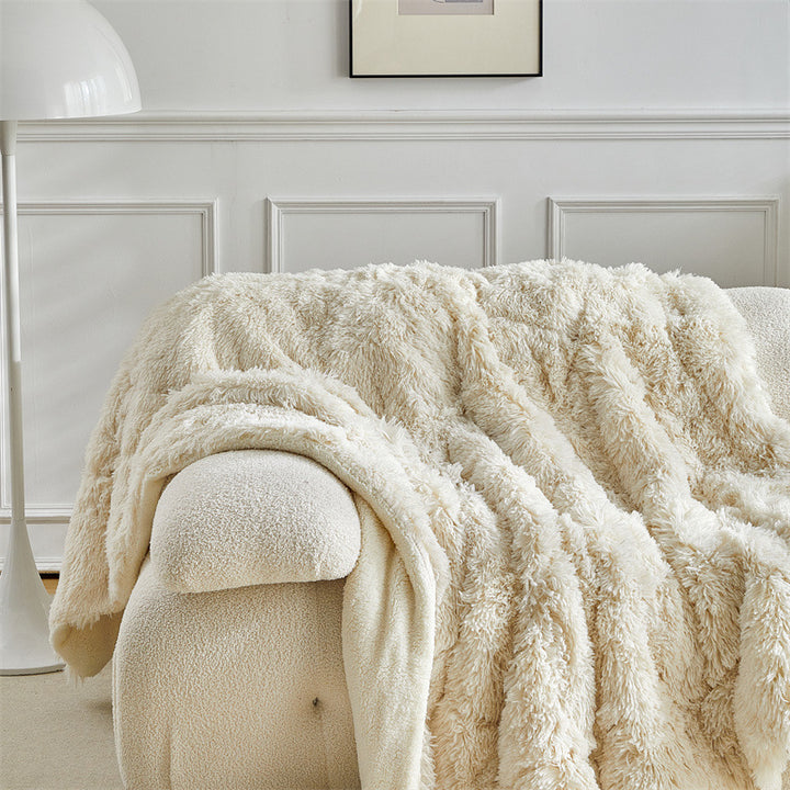 Women Luxury and Soft Faux Fur Blanket Stornfield