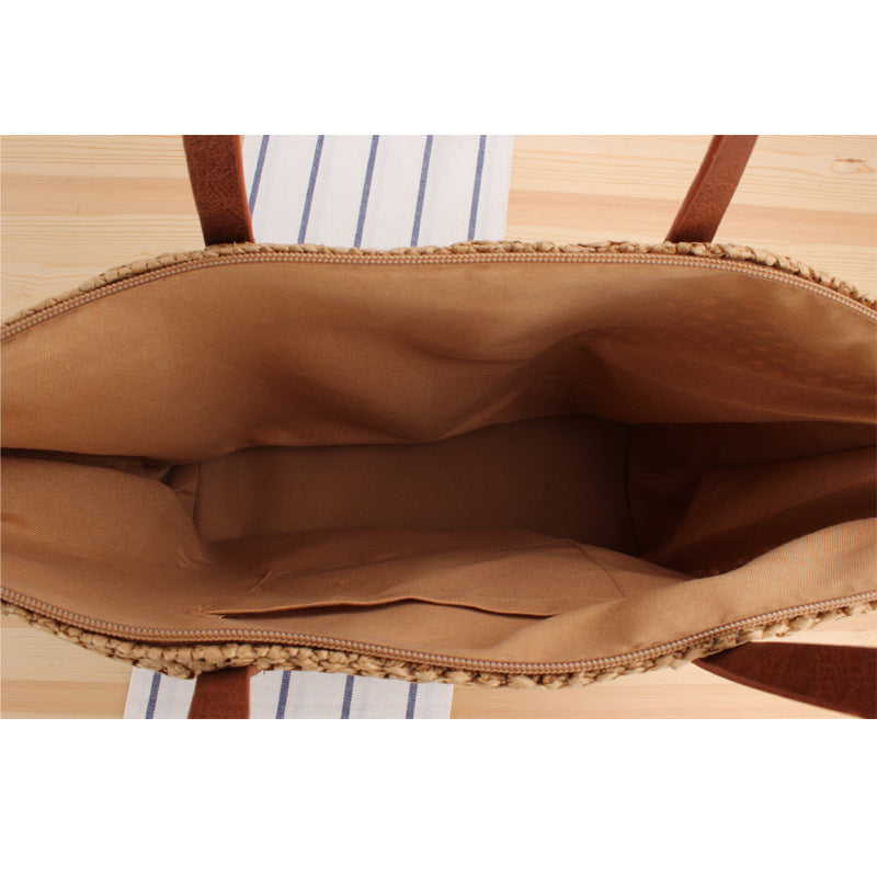 Elegant Bast handbag with leather handles Stornfield