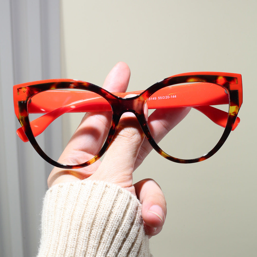 Ladies Cat-Eye Sunglasses with Extravagant Frame and UV Protection Stornfield