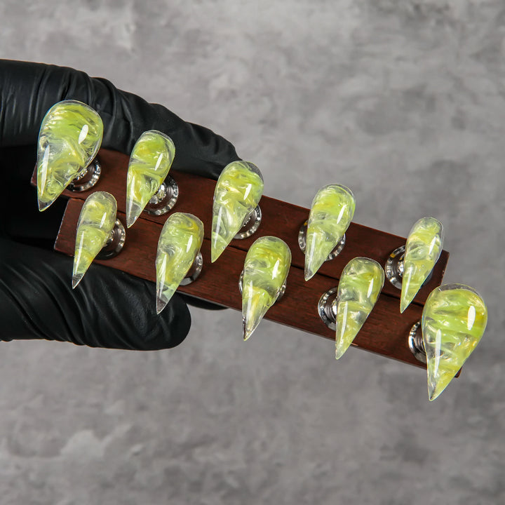 Artistic Stiletto Press-On Nail Set  1791254754