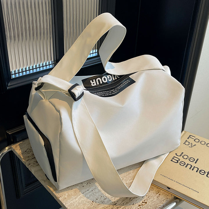 Stylish travel bag with versatile carrying options Stornfield