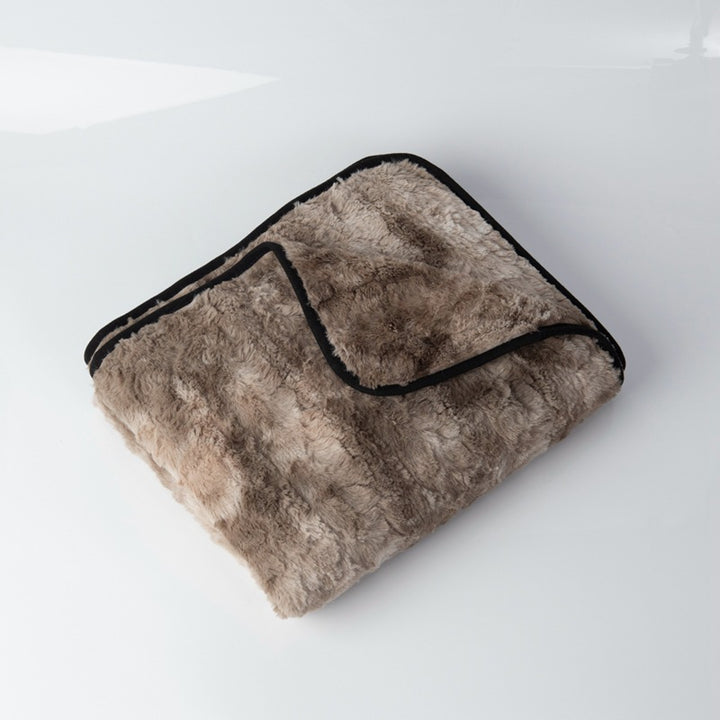 Women Cozy Blanket with Velvety Surface Stornfield