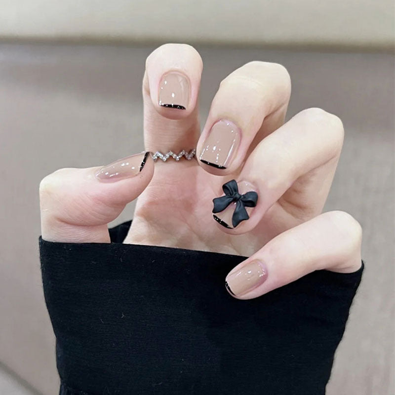 Stylish heart and ombre design artificial nails Stornfield