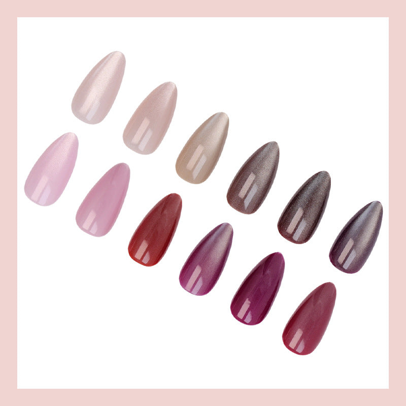 Artificial nail set with shimmering designs Stornfield