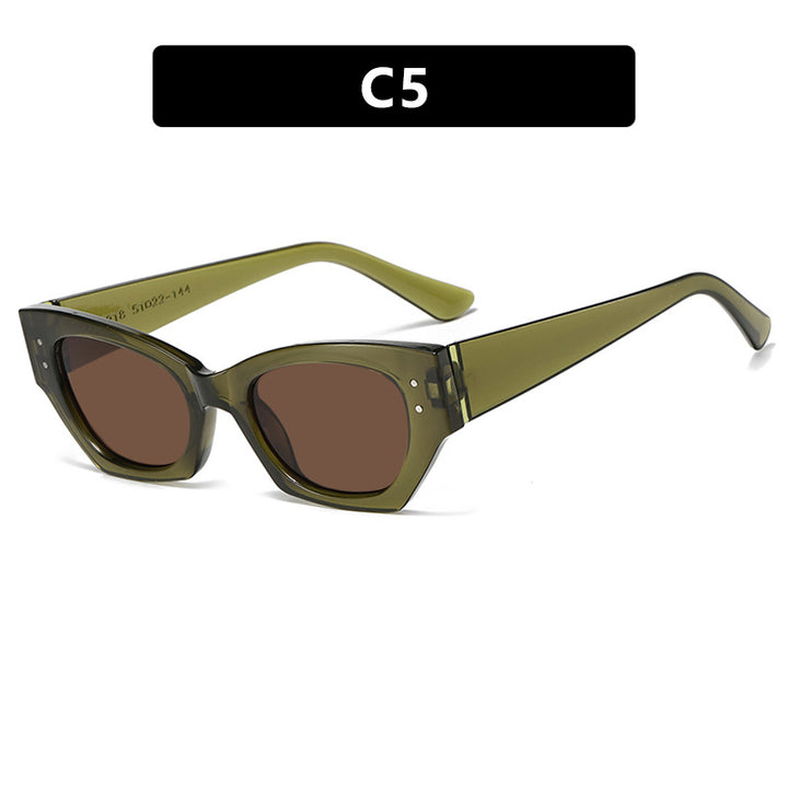 Women's trendy Cat-Eye sunglasses with elegant plastic frame Stornfield