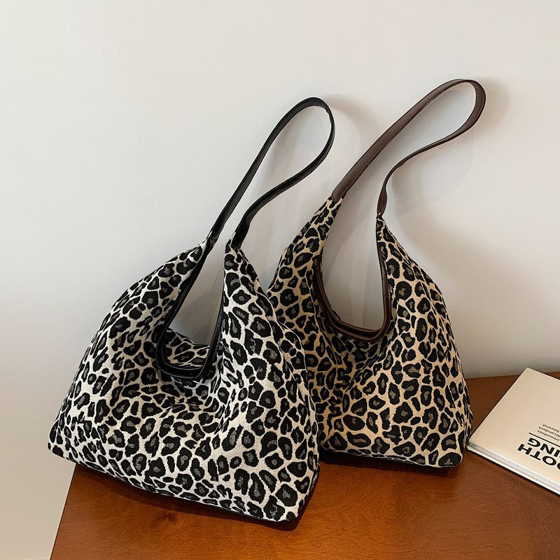 Stylish Leopard Print Hobo Bag Stornfield